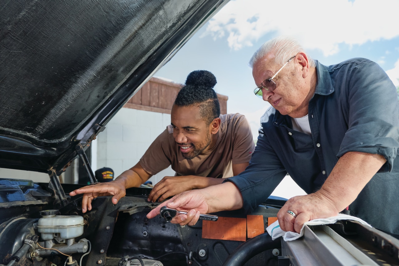 Veterans restoring a Mustang